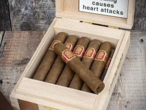 Drew Estate Undercrown (Sun Grown) Robusto Cigars – Box of 12