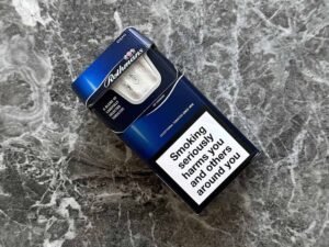Rothmans Demi Blue