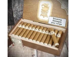 Drew Estate Undercrown Shade Robusto Cigars – Box of 25